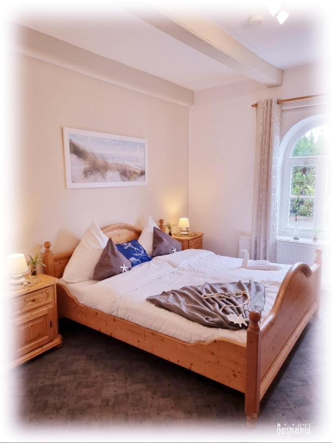 Hotel Packhaus Hooksiel Esterno foto