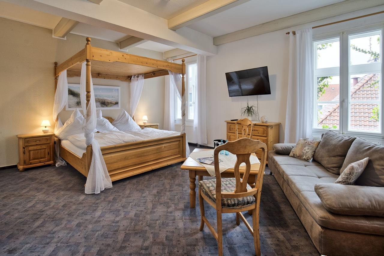 Hotel Packhaus Hooksiel Esterno foto